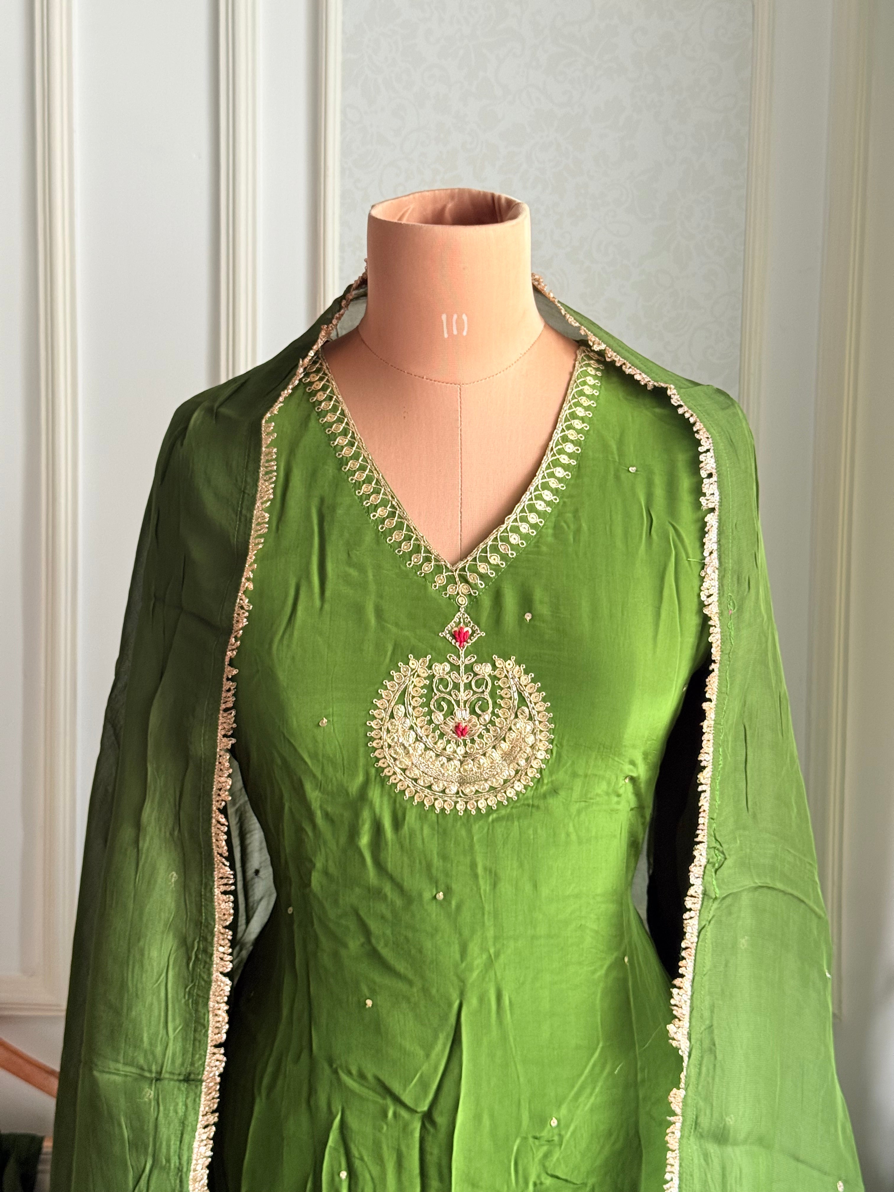 Mehendhi green crepe suit