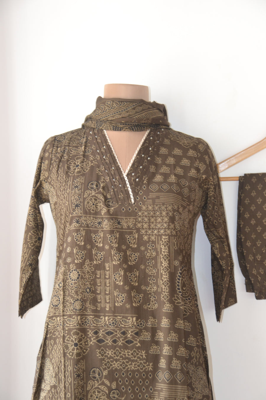 Earthy Cotton Printed Suit Set