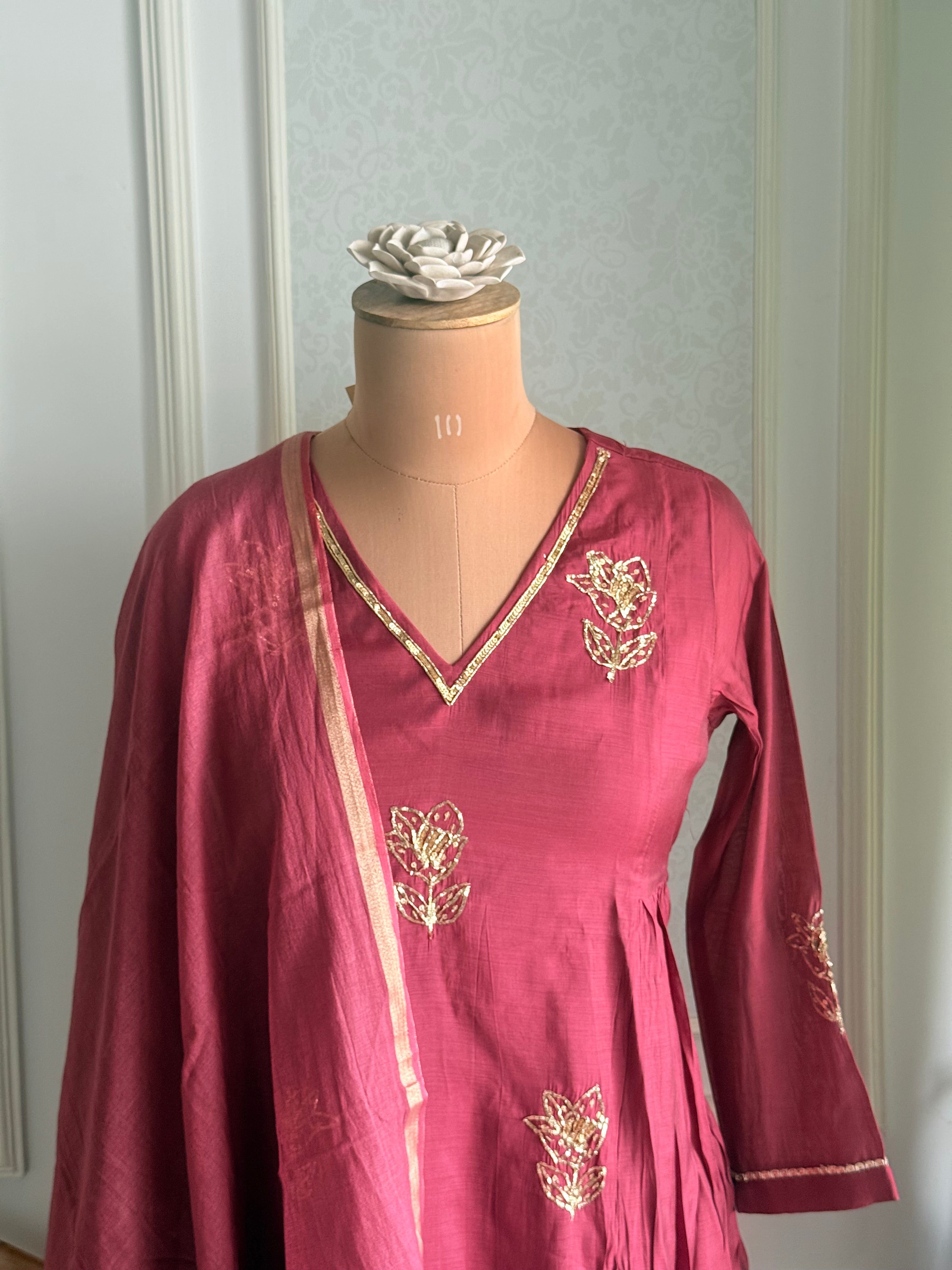 Rose pink mulchanderi suit